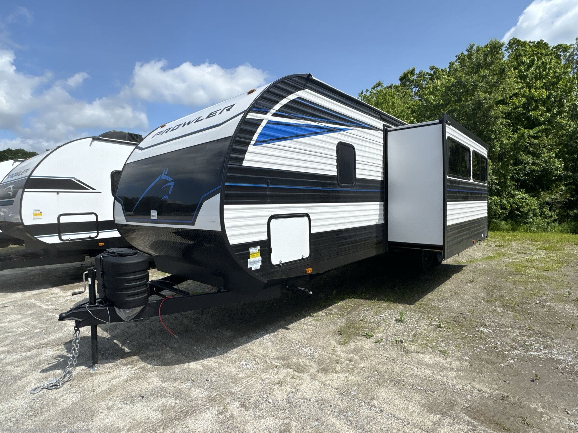New 2025 Heartland Prowler Lynx 3005QBX available in Epsom, New Hampshire