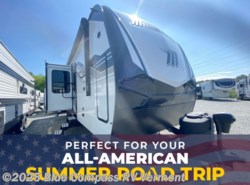New 2025 Grand Design Momentum G-Class 31G available in East Montpelier, Vermont