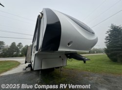 Used 2015 Heartland Sundance 288RLS available in East Montpelier, Vermont