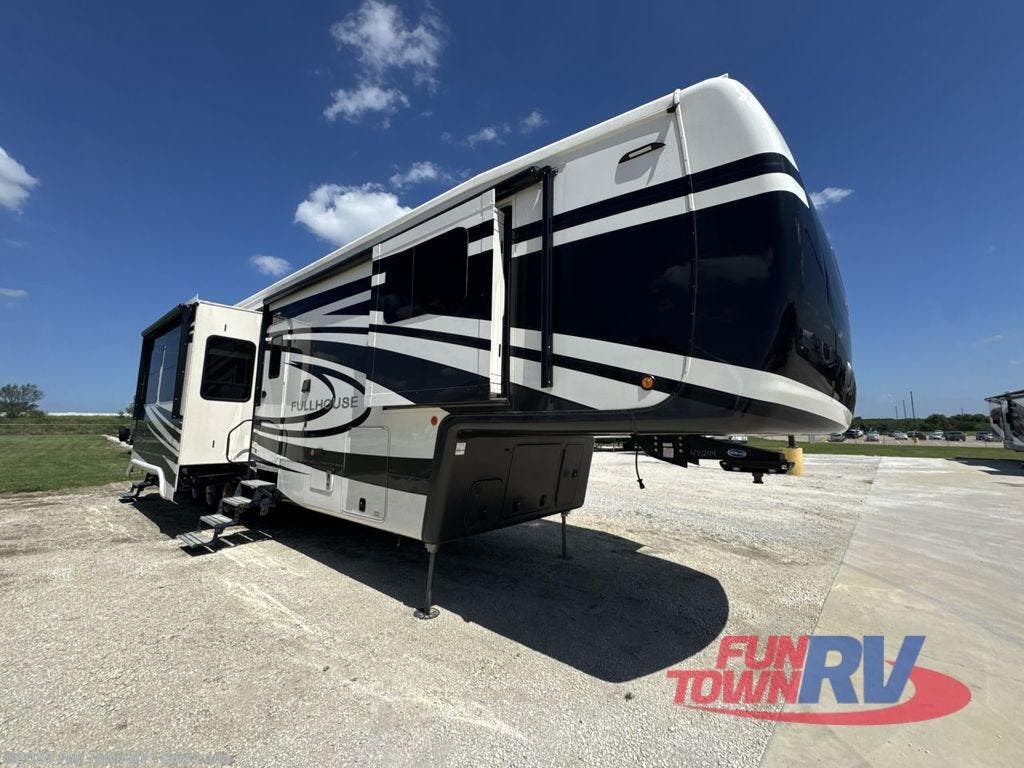 Used 2021 DRV FullHouse LX455 available in Corsicana, Texas