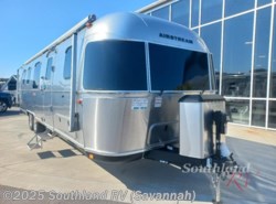 New 2025 Airstream Classic 33FB Twin available in Savannah, Georgia