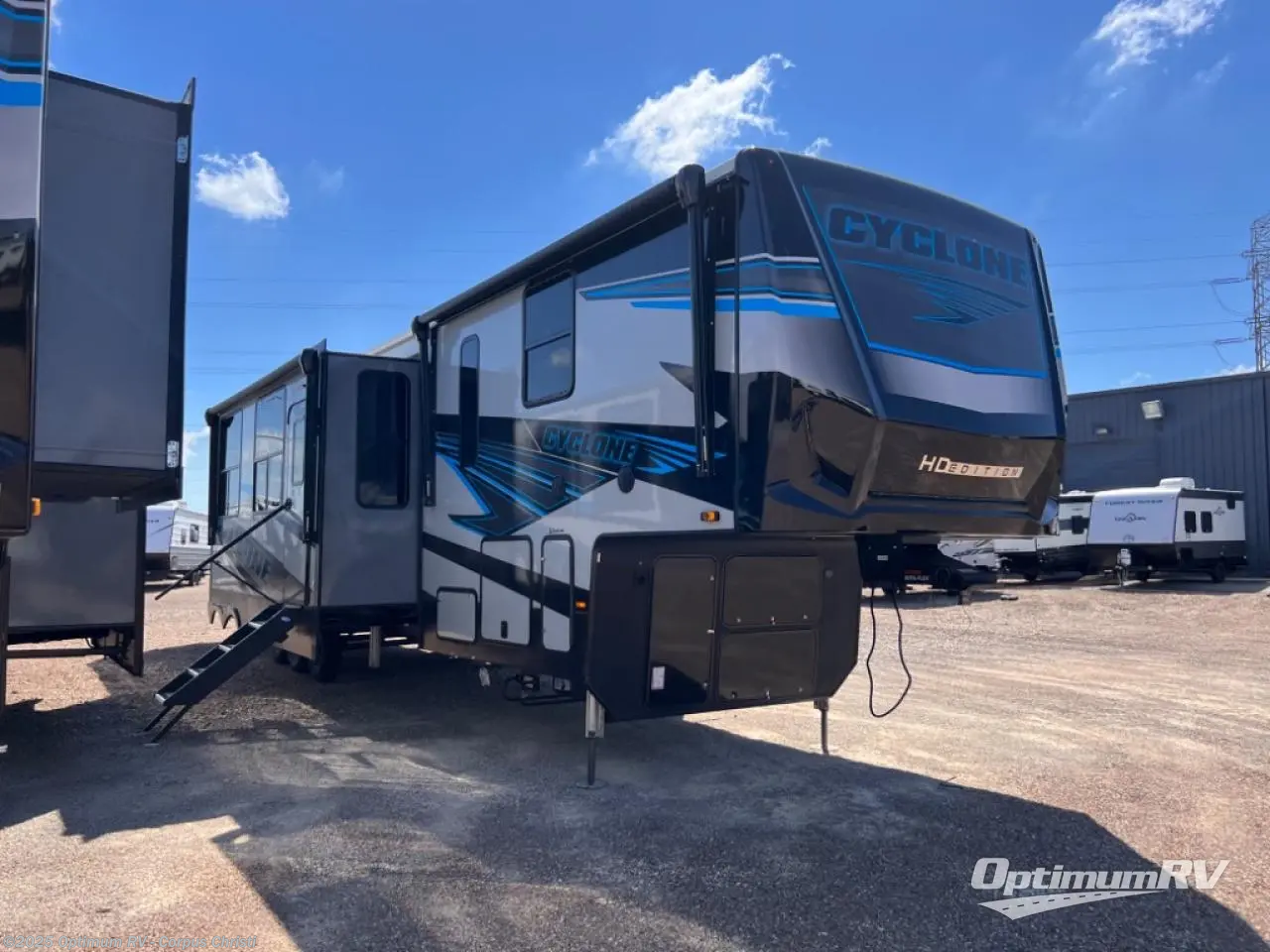 New 2025 Heartland Cyclone 4014C available in Robstown, Texas