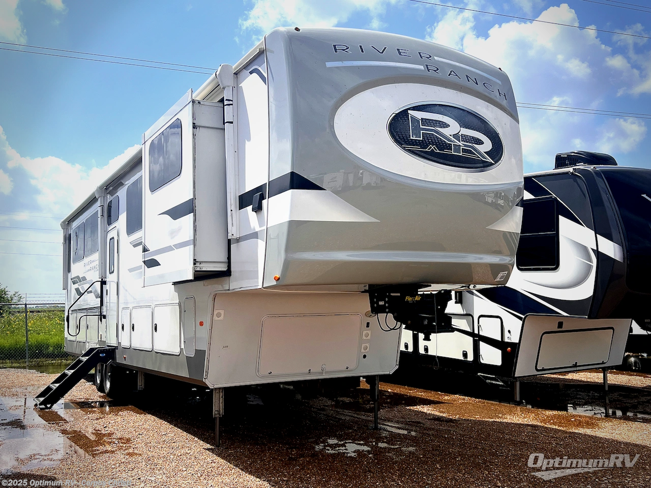 Used 2021 Palomino River Ranch 392MB available in Robstown, Texas