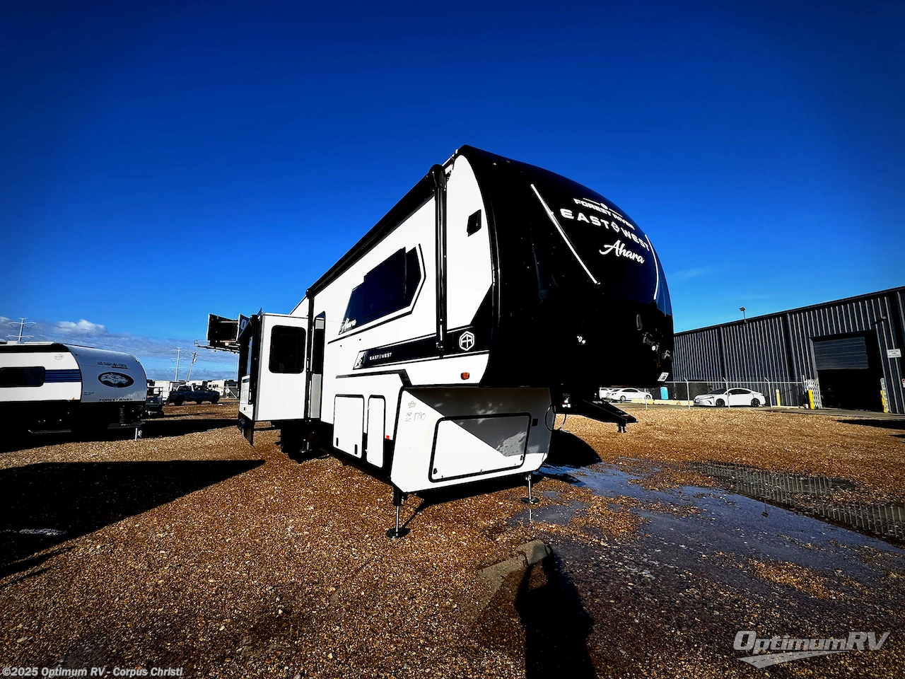 New 2026 East to West Ahara 378BH-OK available in Robstown, Texas