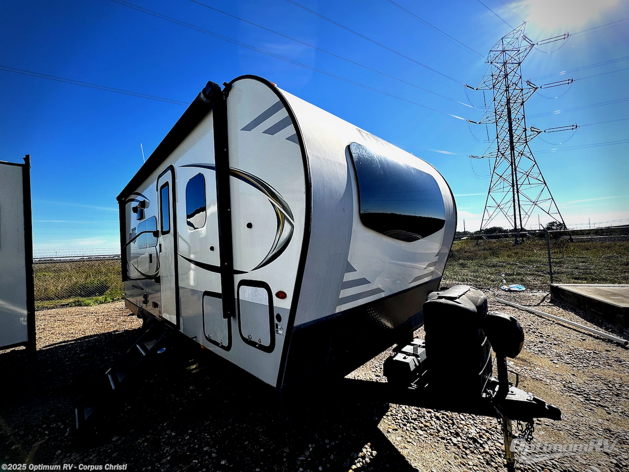 Used 2020 Forest River Rockwood Mini Lite 2104S available in Robstown, Texas