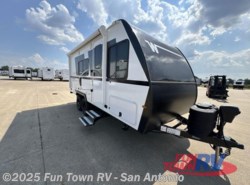 New 2026 Winnebago Micro Minnie 2100BH available in Cibolo, Texas
