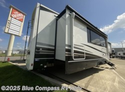New 2025 Jayco Pinnacle 38FBRK available in Katy, Texas
