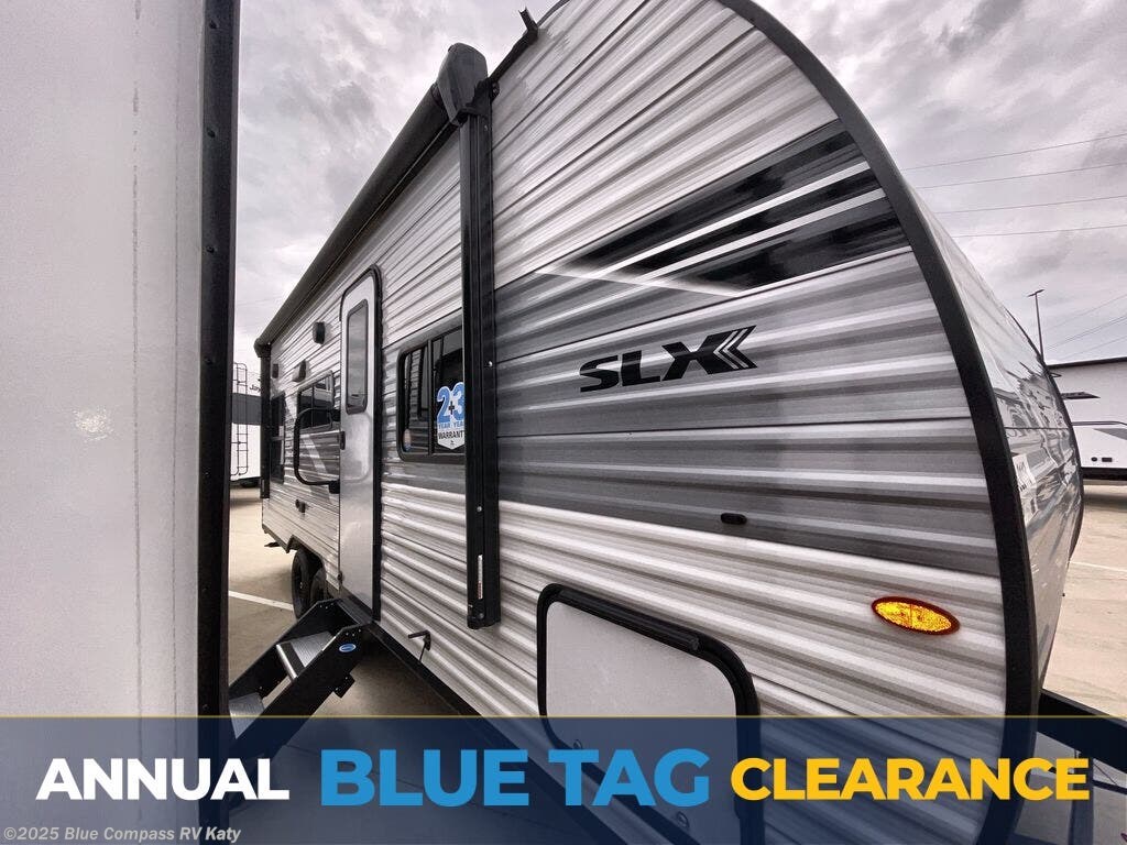 New 2026 Jayco Jay Flight SLX 210QB available in Katy, Texas