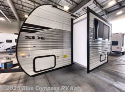 New 2026 Jayco Jay Flight SLX 197MB available in Katy, Texas