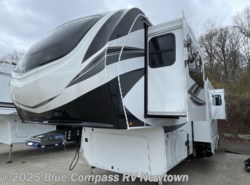New 2025 Grand Design Solitude 380FL available in Newtown, Connecticut