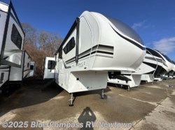 New 2025 Grand Design Influence 3203GK available in Newtown, Connecticut
