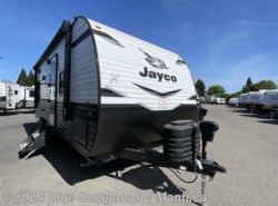 New 2024 Jayco Jay Flight SLX 210QBW available in Manteca, California