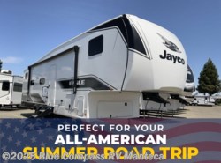 New 2025 Jayco Eagle SLE 28BHU available in Manteca, California