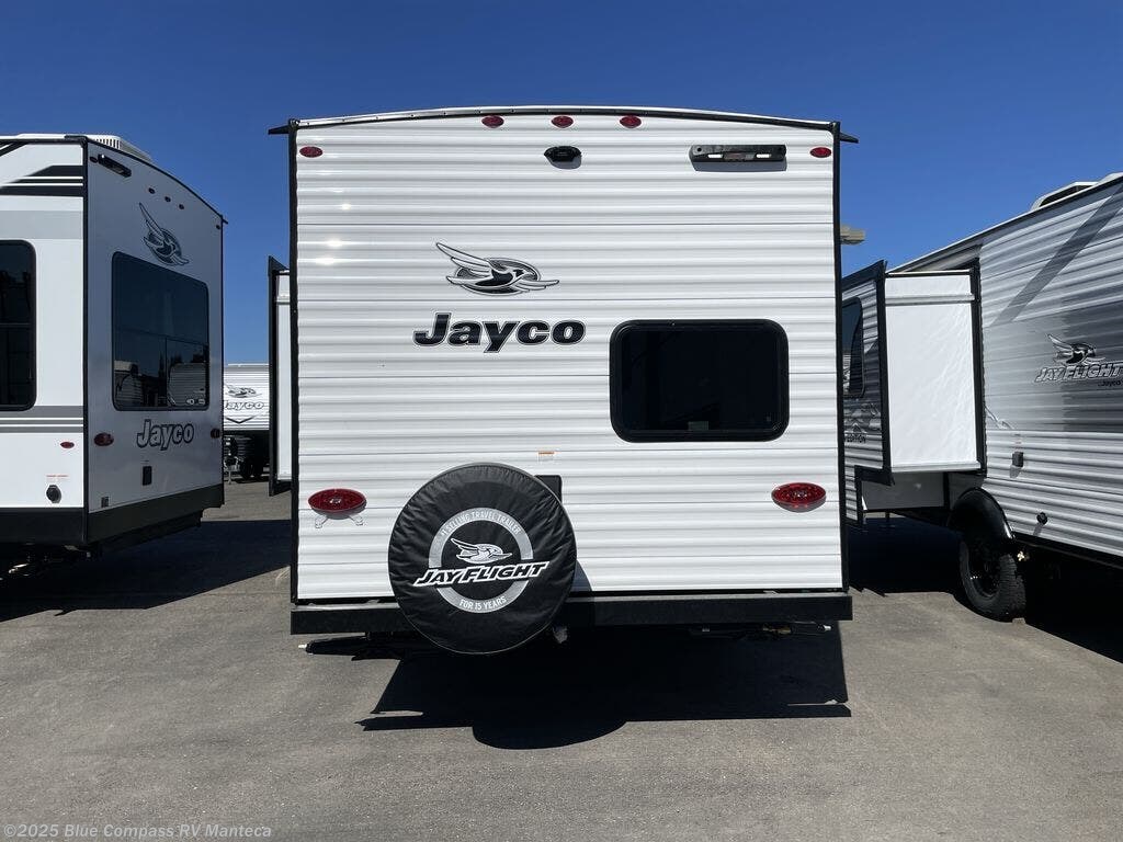 New 2026 Jayco Jay Flight SLX 197MBW available in Manteca, California