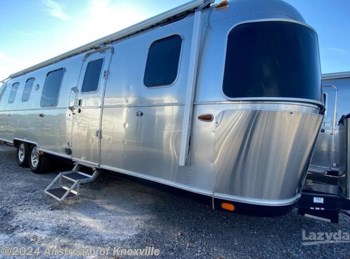 Used 20 Airstream Classic 33FB QUEEN available in Knoxville, Tennessee