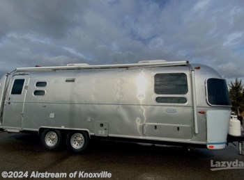 New 24 Airstream Globetrotter 27FB Twin available in Knoxville, Tennessee