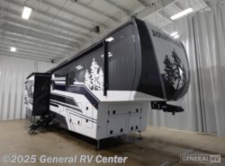 New 2025 CrossRoads Redwood 401LK available in Fort Myers, Florida