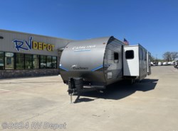 Used 2022 Forest River  CATALINA 323BHDS available in Cleburne, Texas