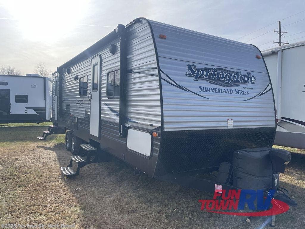 Used 2018 Keystone Springdale 2820BH available in North Branch, Michigan