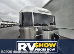 New 2025 Airstream Flying Cloud 30FB Bunk available in San Diego, California