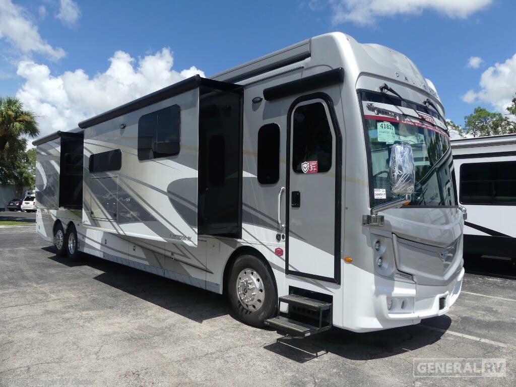New 2025 Fleetwood Palisade 45DS available in Salisbury, North Carolina