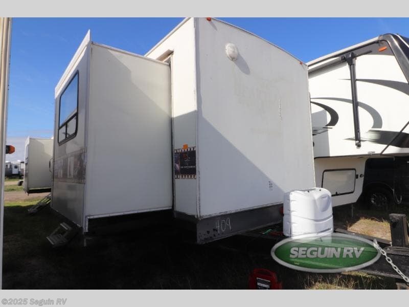 Used 2003 Play-Mor 2 ROOM CAST available in Seguin, Texas