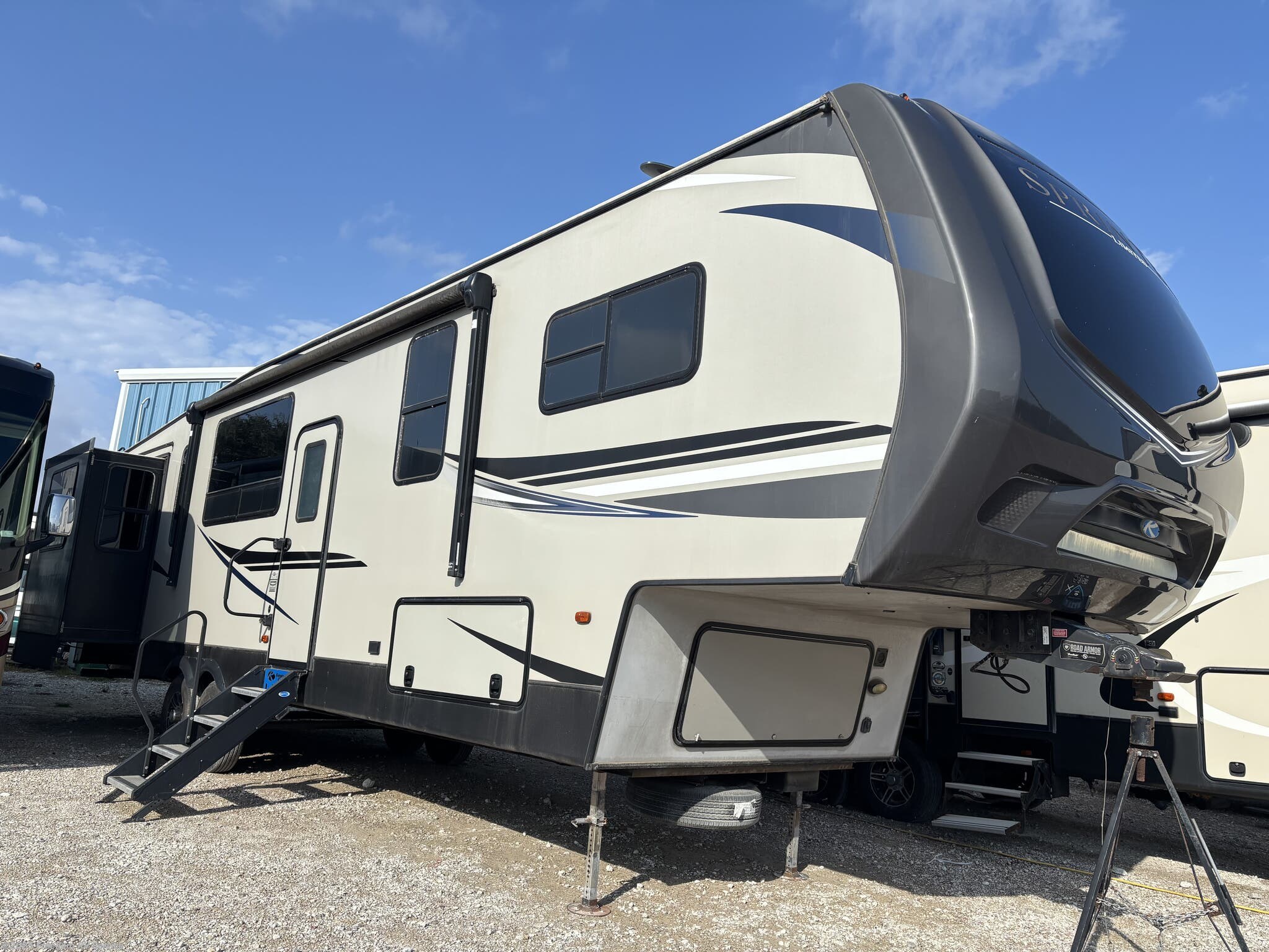 Used 2020 Keystone Sprinter 3531FWDEN available in Aransas Pass, Texas