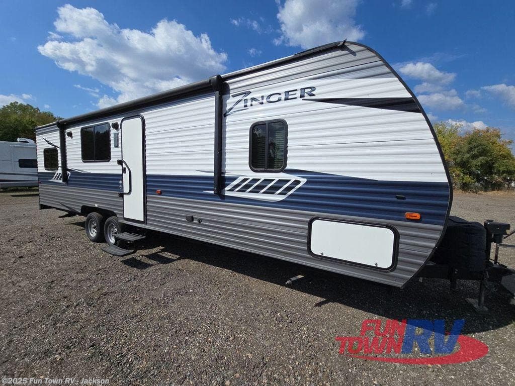 Used 2018 CrossRoads Zinger ZR288RR available in Jackson, Mississippi