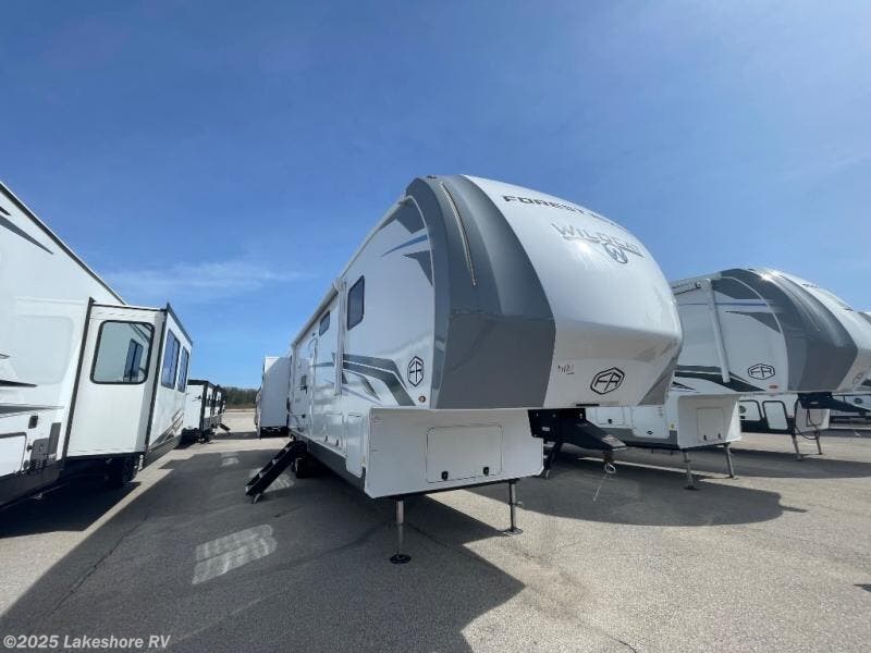 New 2025 Forest River Wildcat 41DREAM available in Muskegon, Michigan