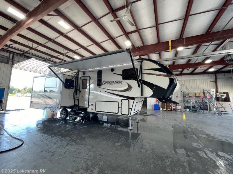 Used 2018 Prime Time Crusader Lite 27RK available in Muskegon, Michigan