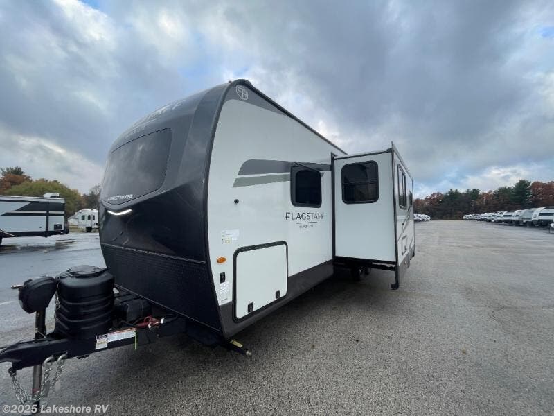 New 2026 Forest River Flagstaff Super Lite 27DBH available in Muskegon, Michigan