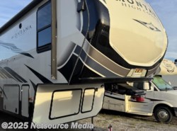 Used 2021 Keystone Montana High Country 331RL 3 slides, front bdrm, rear entertainment available in Titusville, Florida