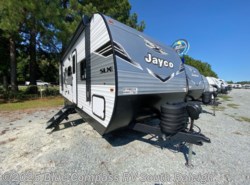 New 2025 Jayco Jay Flight SLX 261BHS available in Benson, North Carolina