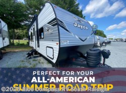 New 2025 Jayco Jay Flight SLX 260BH available in Benson, North Carolina