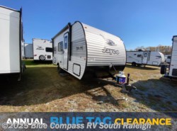 New 2026 Jayco Jay Flight SLX 172DB Sports Edition available in Benson, North Carolina
