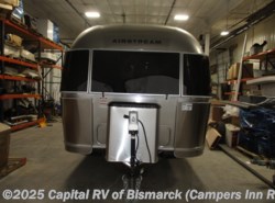 Used 2018 Airstream International Signature 27FB available in Bismarck, North Dakota