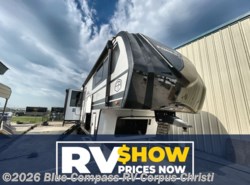 New 2025 East to West Blackthorn 3700BH-OK available in Corpus Christi, Texas