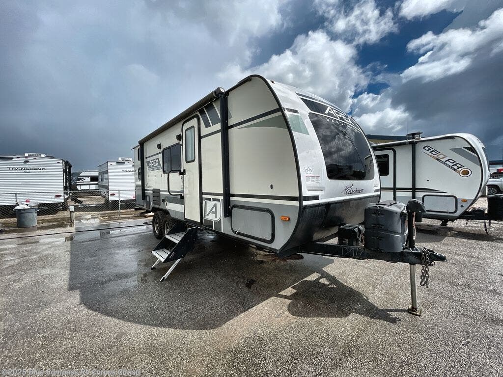 Used 2022 Coachmen Apex Nano 208BHS available in Corpus Christi, Texas
