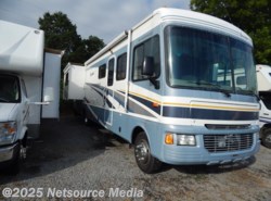 Used 2005 Fleetwood Bounder 35E available in Louisville, Tennessee
