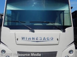 New 2019 Winnebago Vista 32YE available in Louisville, Tennessee