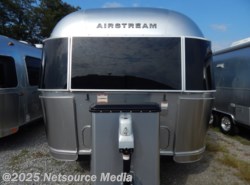 Used 2019 Airstream Flying Cloud 25FB available in Louisville, Tennessee