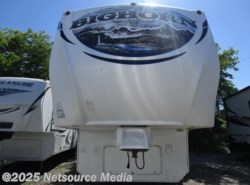 Used 2012 Heartland BIG HORN 3070RL available in Louisville, Tennessee