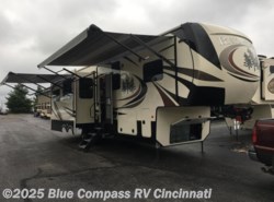 New 2019 CrossRoads Redwood available in Cincinnati, Ohio