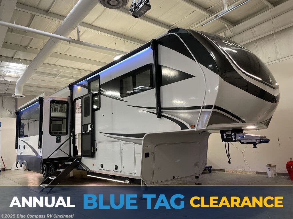 New 2025 Grand Design Solitude 391DL available in Cincinnati, Ohio