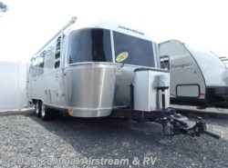 Used 2017 Airstream International Signature 23FB Queen available in Lakewood, New Jersey