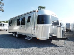 New 2019 Airstream Flying Cloud 28RBQ Queen available in Lakewood, New Jersey