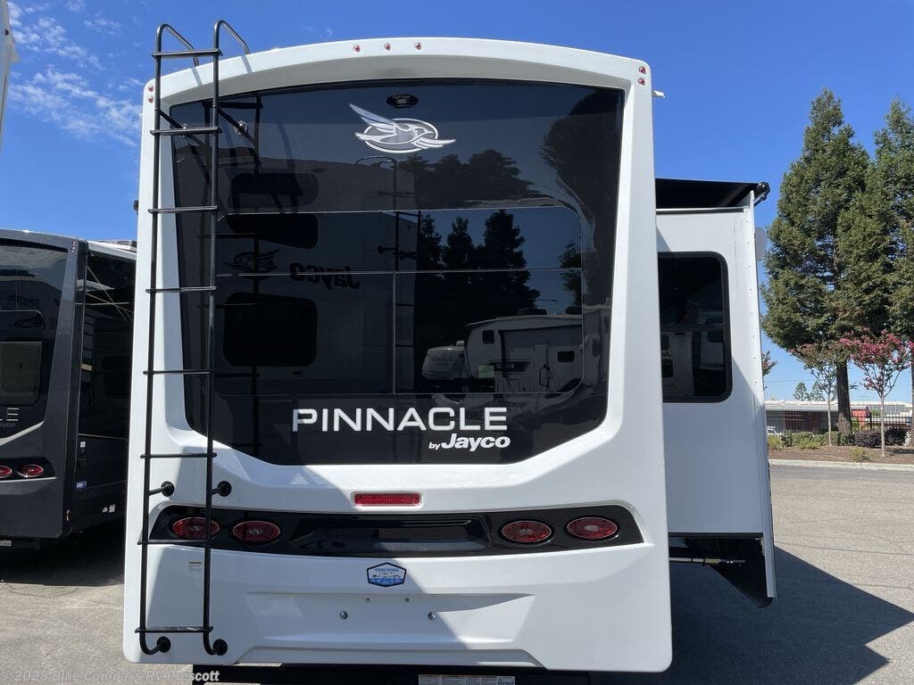 New 2026 Jayco Pinnacle 36FBTS available in Prescott, Arizona
