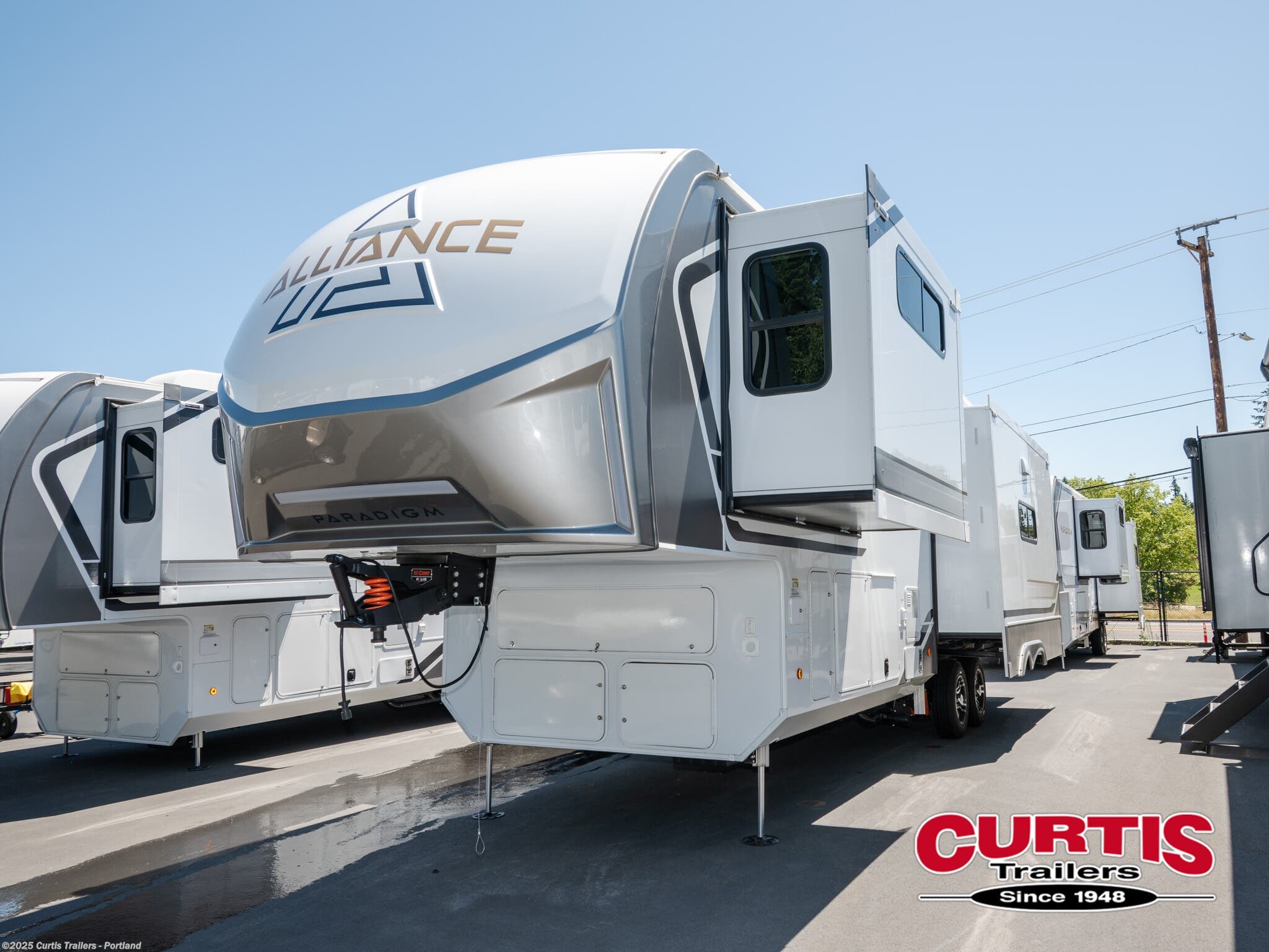 New 2026 Alliance RV Paradigm 310RL available in Portland, Oregon