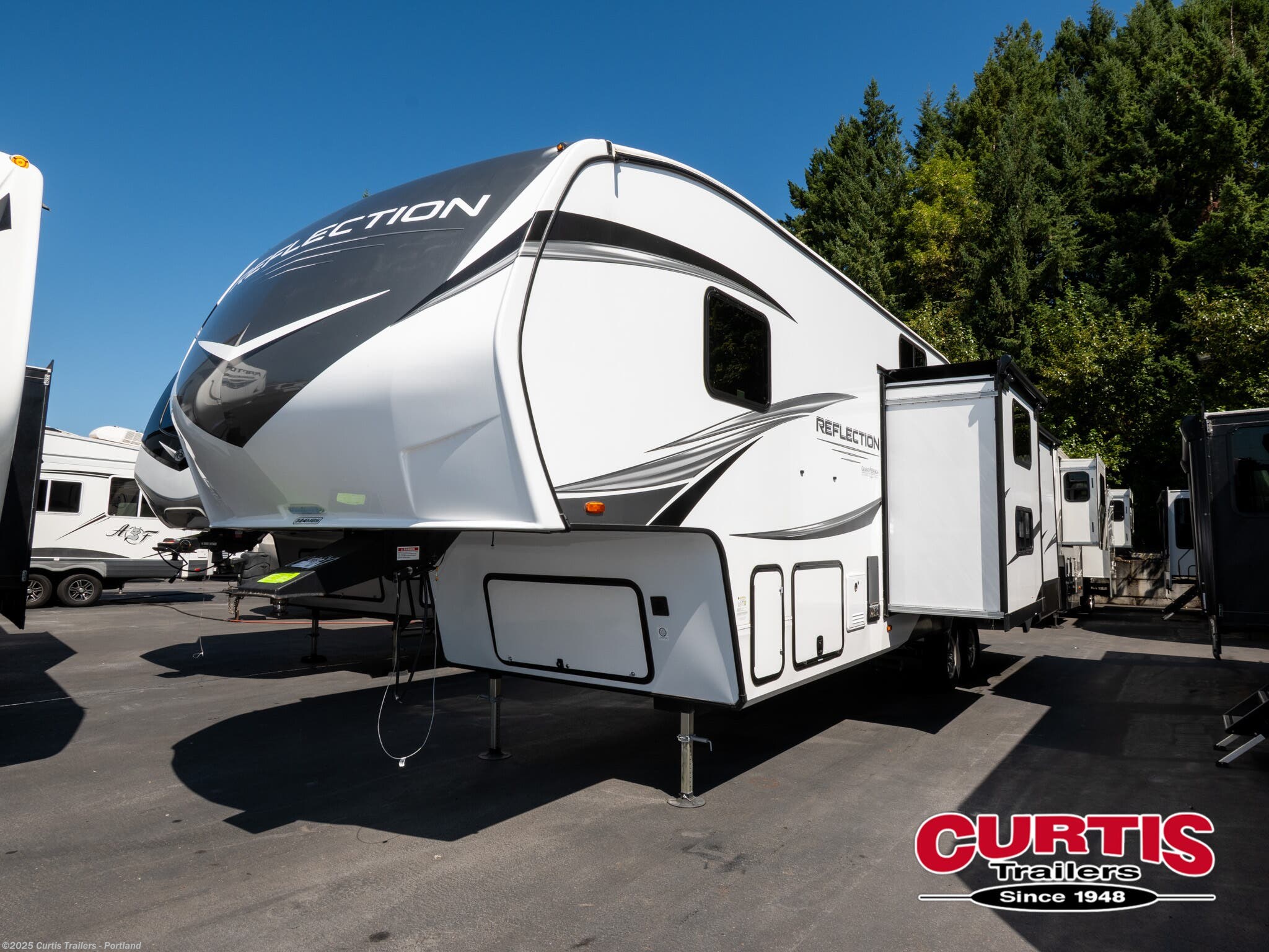 Used 2023 Grand Design Reflection 324MBS available in Portland, Oregon