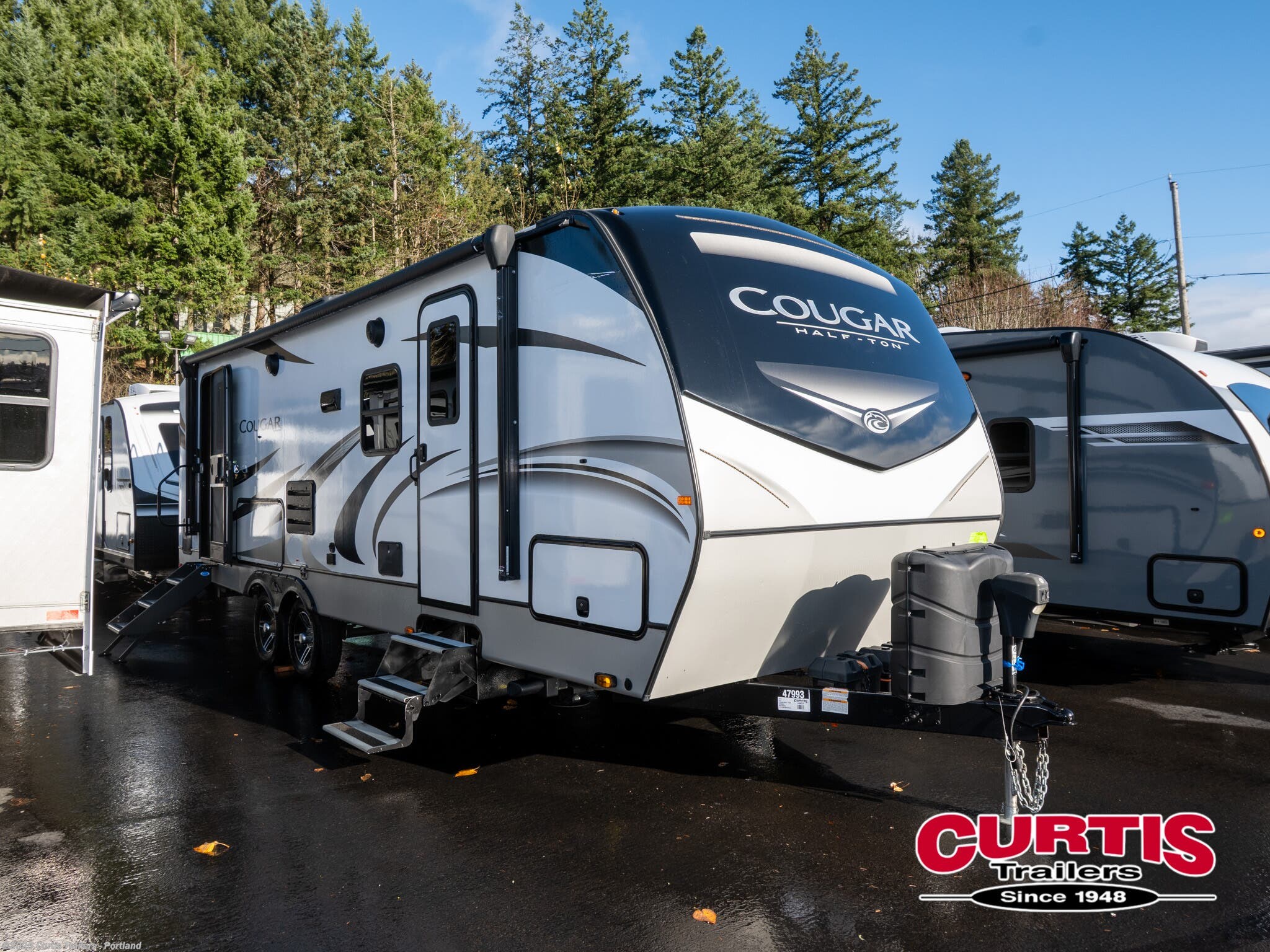 Used 2021 Keystone Cougar Half-Ton 26RBSWE available in Portland, Oregon